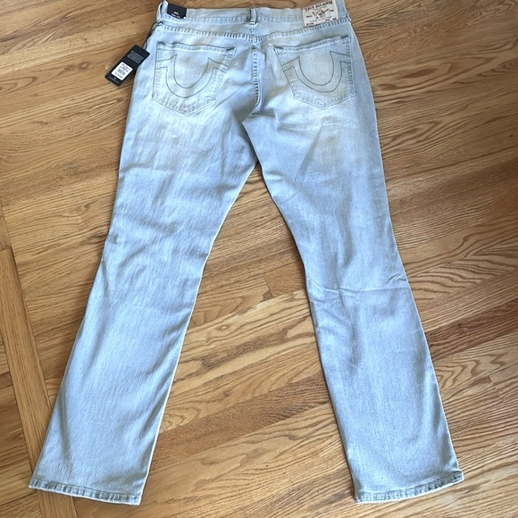 True Religion Geno Relaxed Slim Straight Jean Light Green stitch Men 34 X 32 NEW - Picture 10 of 13